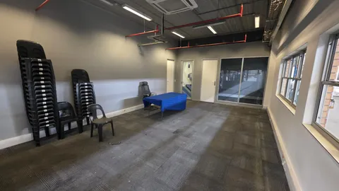 WhatsApp Image 2025-11-25 at 14.11.39 (2).